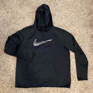 Women’s Nike Therma-Fit black hoodie